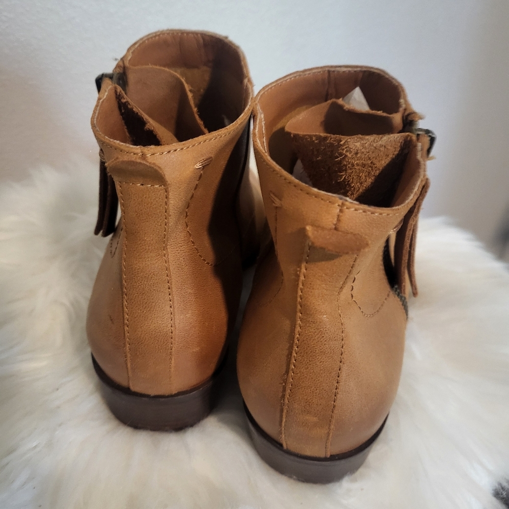 Lucky Brand Blandre Ankle Boot - Picture 4 of 7